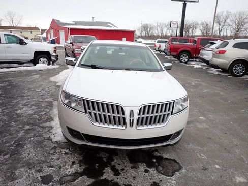 Used 2011 Lincoln MKZ Base 4dr Sedan image 2