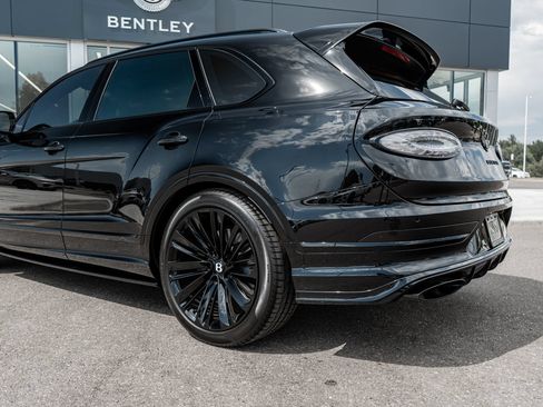 Used 2026 Bentley Bentayga Speed AWD/4WD image 9