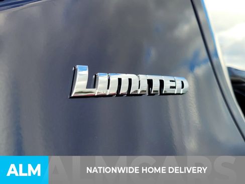 Used 2024 Toyota Tundra Limited image 5