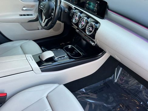 Used 2021 Mercedes-Benz A 220 image 16