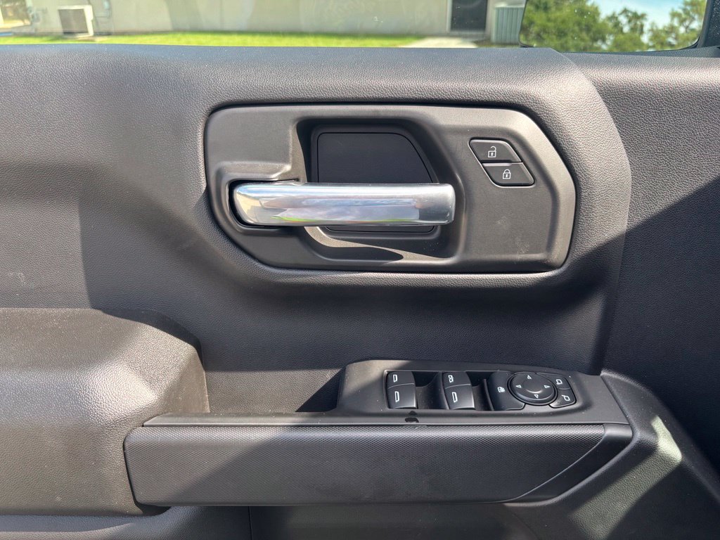 Used 2026 GMC Sierra 1500 Pro w/ Graphite Edition AWD/4WD image 12