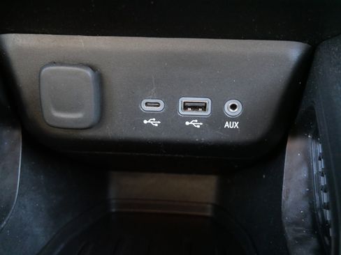 Used 2021 Chevrolet TrailBlazer LT w/ Convenience Package image 30