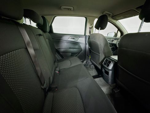 Used 2024 Kia Sportage LX FWD image 44