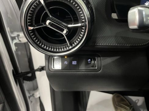 New 2025 Chevrolet Equinox LT w/ Safety and Technology Package image 11