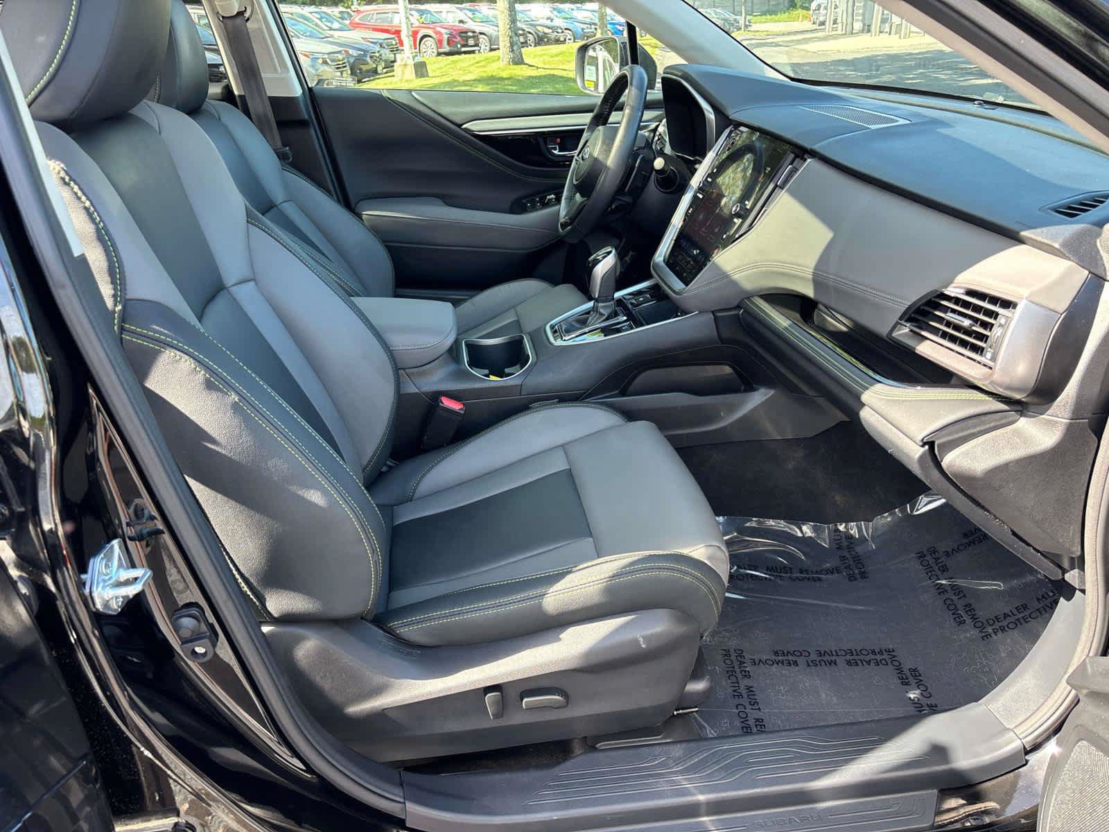 Used 2024 Subaru Outback Onyx Edition XT AWD/4WD image 16
