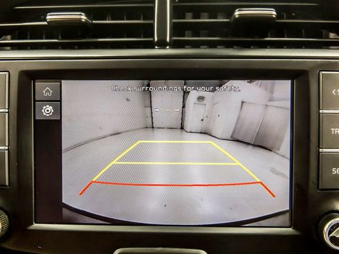 Used 2023 Kia Soul LX FWD image 15