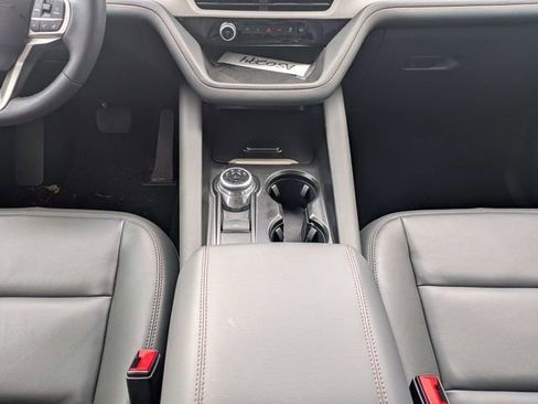 New 2025 Ford Explorer Active w/ Active Comfort Package RWD image 19