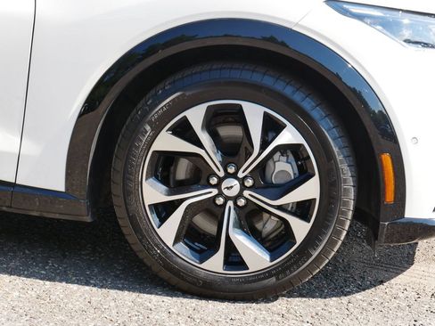 Certified 2023 Ford Mustang Mach-E Premium AWD/4WD image 7
