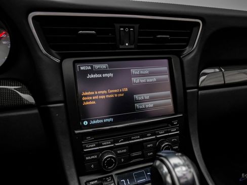 Used 2016 Porsche 911 Turbo S image 82