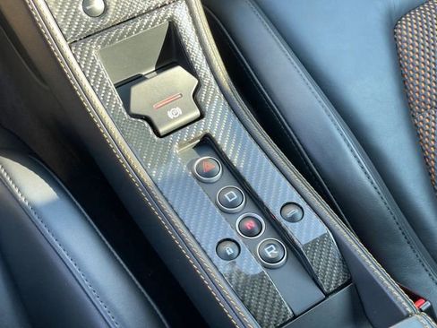 Used 2012 McLaren MP4-12C Coupe RWD image 38