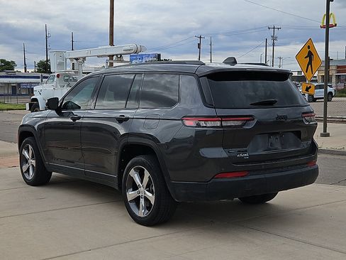 Used 2021 Jeep Grand Cherokee L Laredo AWD/4WD image 3
