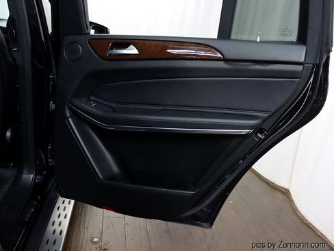 Used 2017 Mercedes-Benz GLS 550 4MATIC w/ Driver Assistance Package image 36