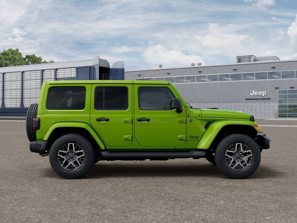 New 2026 Jeep Wrangler Unlimited Sahara AWD/4WD image 22