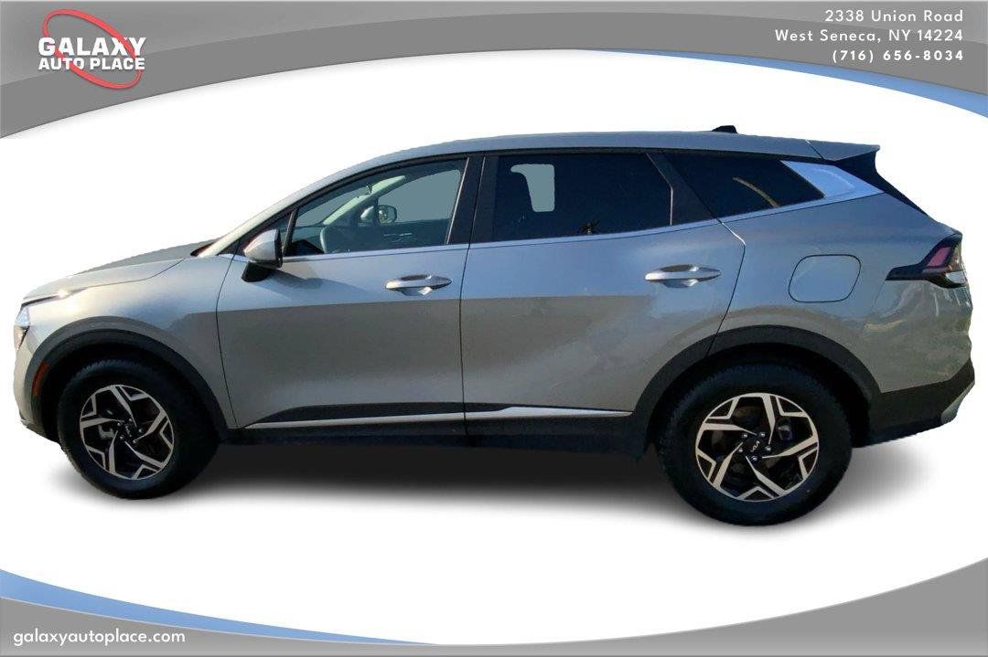 Used 2024 Kia Sportage LX AWD/4WD image 8