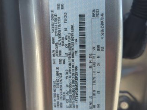 Used 2024 Ford F350 Platinum image 26