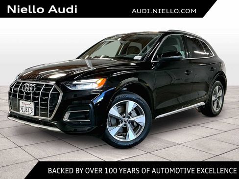 Used 2023 Audi Q5 2.0T Premium w/ Convenience Package image 1