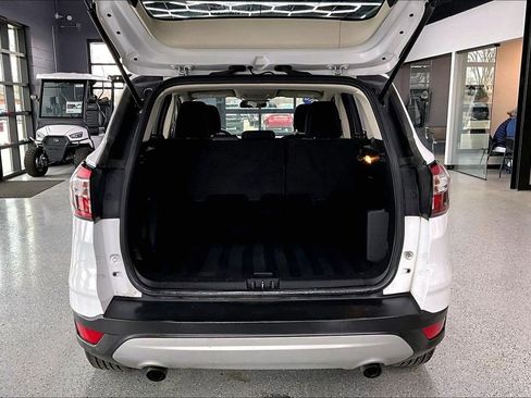 Used 2018 Ford Escape SE w/ SE Sync 3 Package FWD image 22