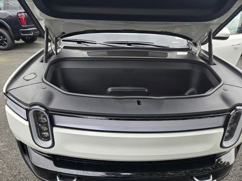 Used 2024 Rivian R1T Adventure image 37