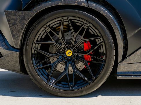 Used 2025 Ferrari Purosangue AWD/4WD image 37