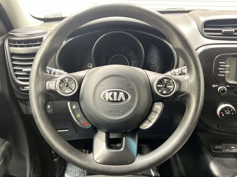 Used 2019 Kia Soul image 14