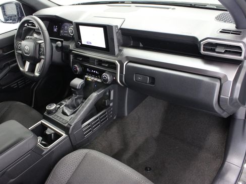 Used 2026 Toyota 4Runner SR5 AWD/4WD image 35