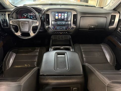 Used 2017 GMC Sierra 3500 Denali AWD/4WD image 10