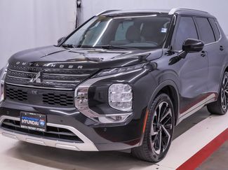 Used 2022 Mitsubishi Outlander SEL image 1