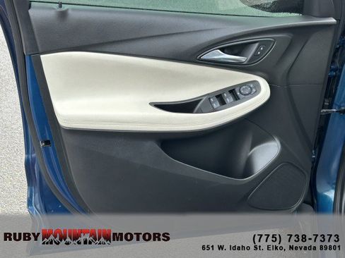 Used 2021 Buick Encore GX Preferred w/ Cold Weather Comfort Package AWD/4WD image 9
