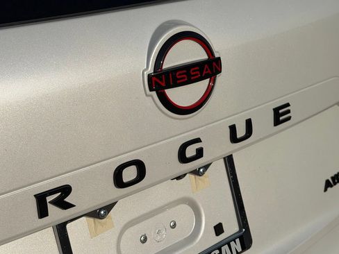 New 2026 Nissan Rogue SV w/ Rock Creek Premium Package AWD/4WD image 9