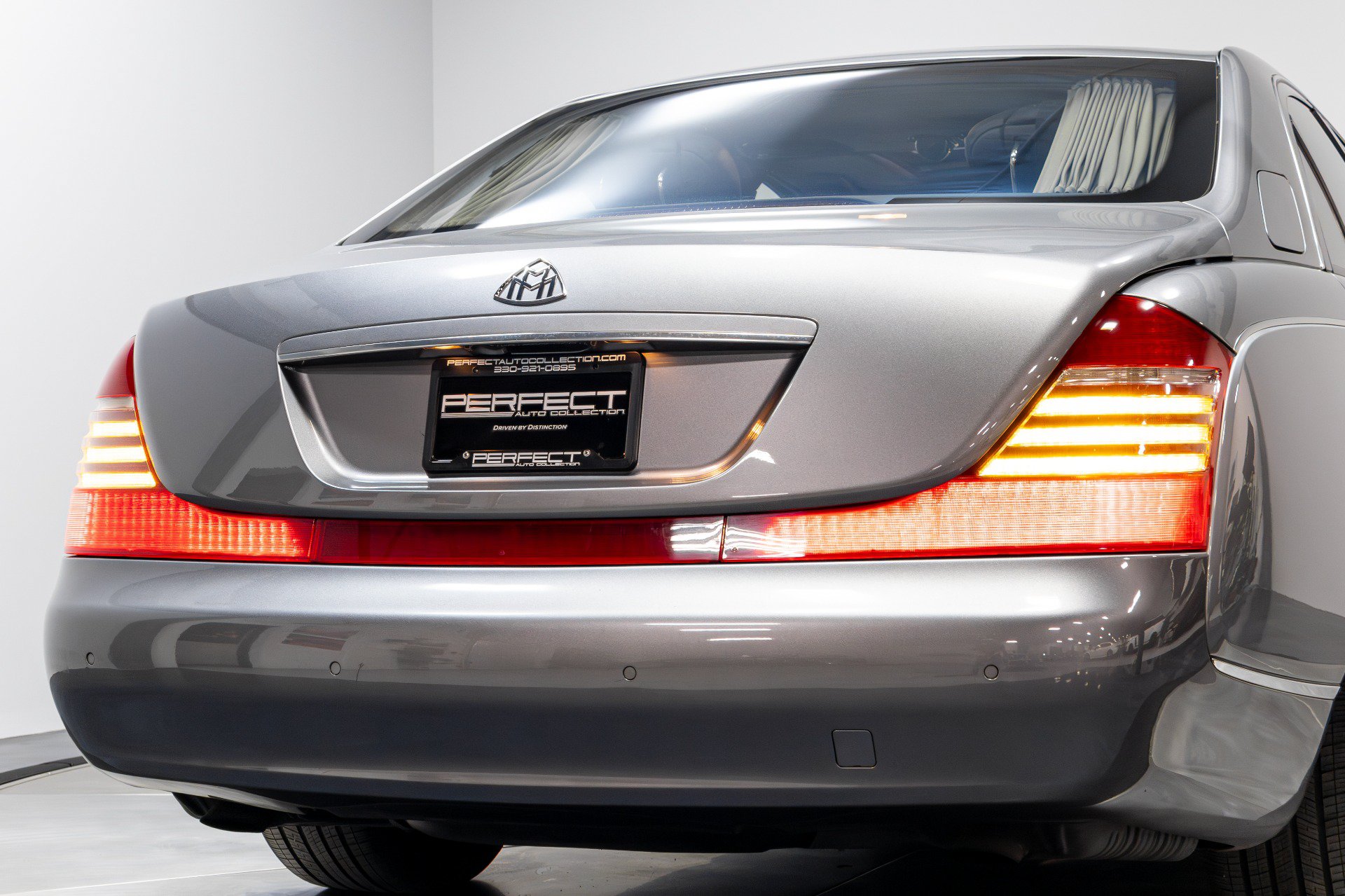 Used 2004 Maybach 57 RWD image 91