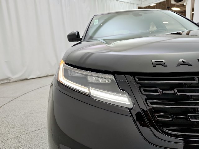 New 2026 Land Rover Range Rover Velar S AWD/4WD image 30