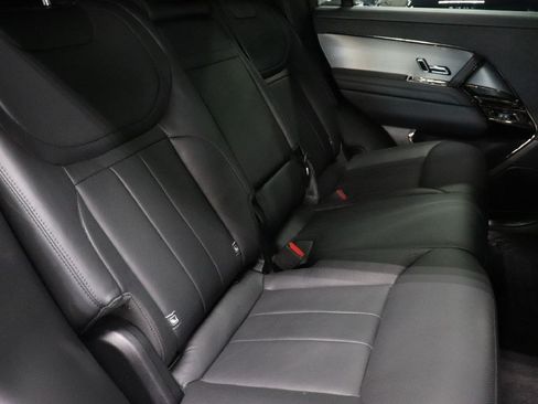 Used 2024 Land Rover Range Rover Sport Dynamic SE AWD/4WD image 22