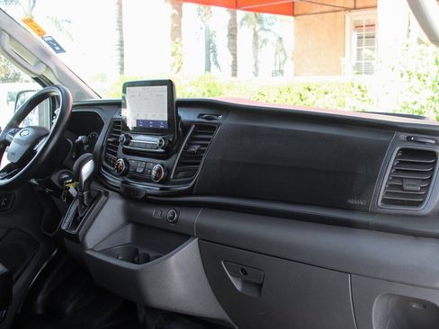 Used 2020 Ford Transit 150 XL image 30