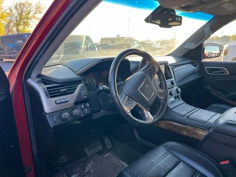Used 2015 GMC Yukon Denali w/ Touring Package AWD/4WD image 2