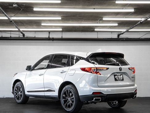 New 2026 Acura RDX SH-AWD image 3