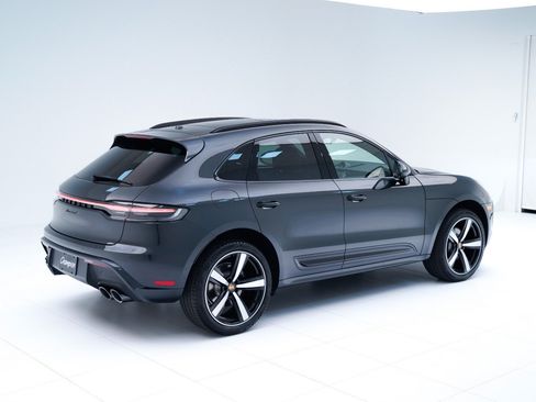 Certified 2026 Porsche Macan Turbo AWD/4WD image 9