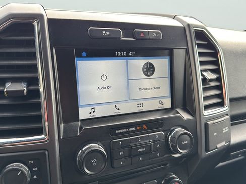 Used 2016 Ford F150 XLT w/ Equipment Group 302A Luxury image 18