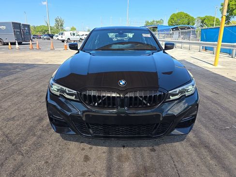 Used 2019 BMW 330i Sedan w/ M Sport Package RWD image 2