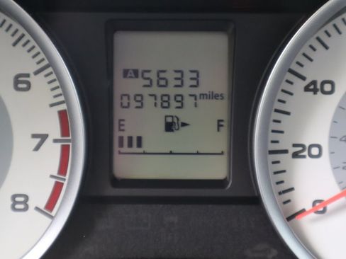 Used 2013 Subaru Impreza 2.0i AWD/4WD image 43