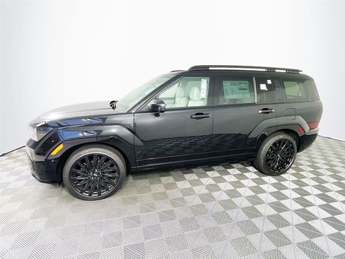 Used 2024 Hyundai Santa Fe Calligraphy AWD/4WD image 3