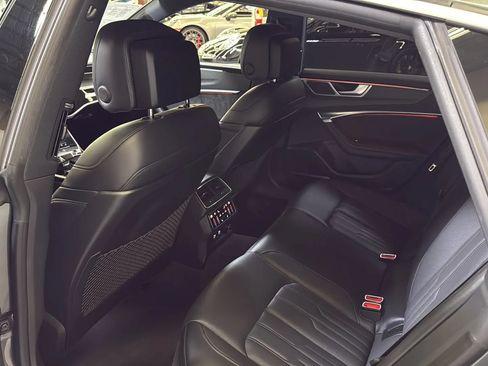 Used 2021 Audi RS 7 Sportback AWD/4WD image 26