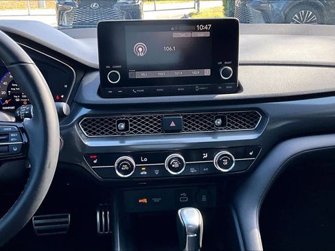 Used 2024 Acura Integra A-Spec image 6