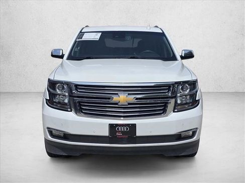 Used 2018 Chevrolet Tahoe Premier AWD/4WD image 2