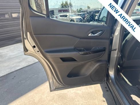 Used 2021 GMC Acadia AT4 w/ Trailering Package AWD/4WD image 17