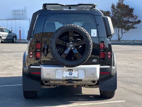 Used 2020 Land Rover Defender 110 HSE image 8