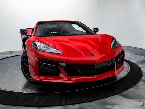 Used 2025 Chevrolet Corvette Z06 w/ Battery Protection Package image 26