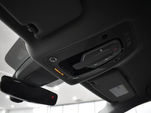 Used 2018 Audi Q5 2.0T Premium image 36