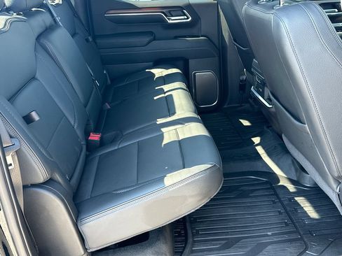 Used 2025 GMC Sierra 1500 Denali w/ Technology Package AWD/4WD image 15