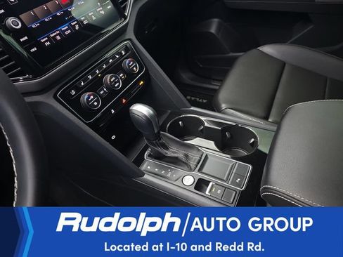 Used 2023 Volkswagen Atlas SE w/ Black Wheel Package FWD image 23