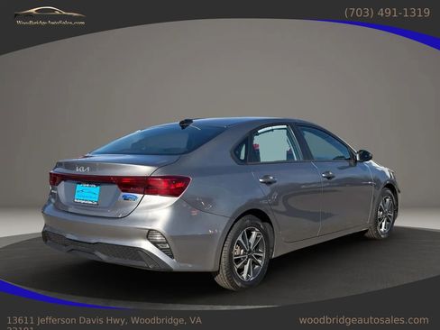 Used 2023 Kia Forte LXS image 5